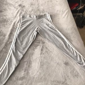 Adidas 3 stripe leggings